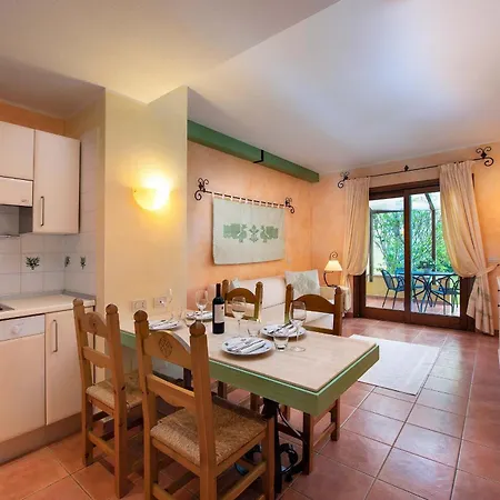 Lantana One Bedroom 40m2 B4 *